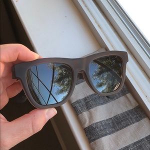 Toms solaflex- dalston